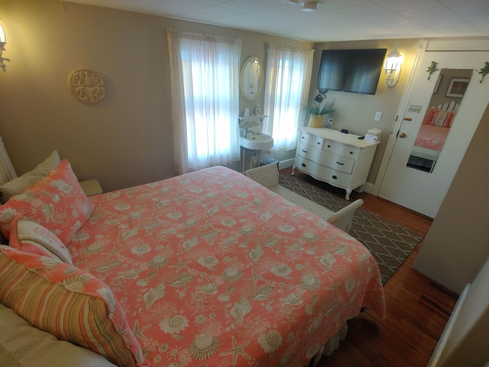 Island Guest House B&B