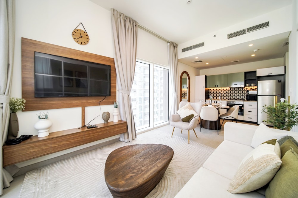 PVH - 2BR Golfville Dubai Hills
