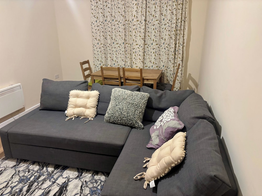 Haden Hill Retreat - Wolverhampton