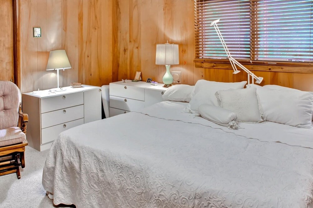 Hike, Fish & Boat: Waterfront Home in Brainerd!