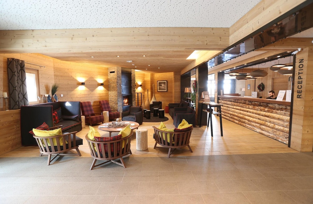 Apartment in Les Menuires With Spa & Pool