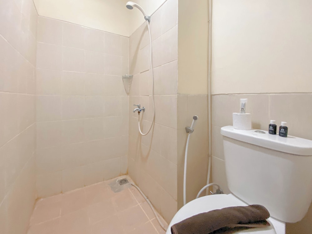 Homey 2Br Apartment Gateway Ahmad Yani Cicadas, Bandung - 15