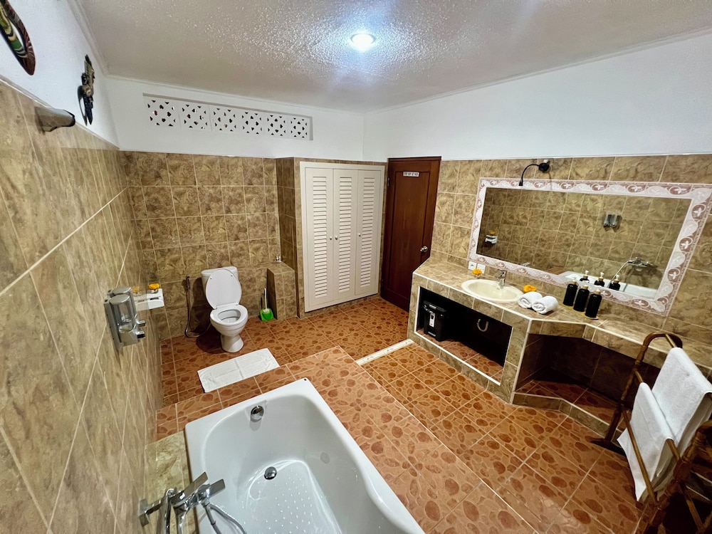 Villa Tiga Naga Sanur