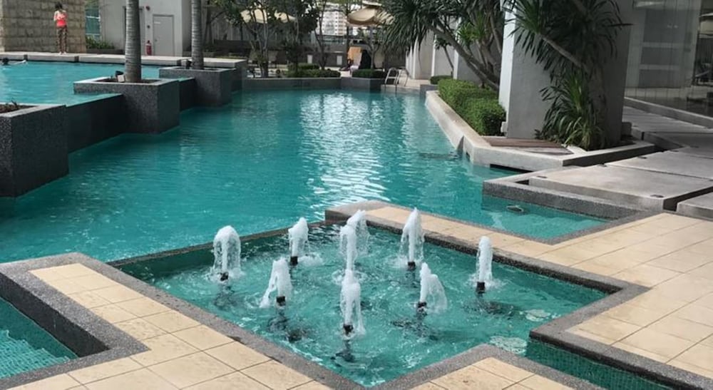 Swiss Garden Residence SS Suite