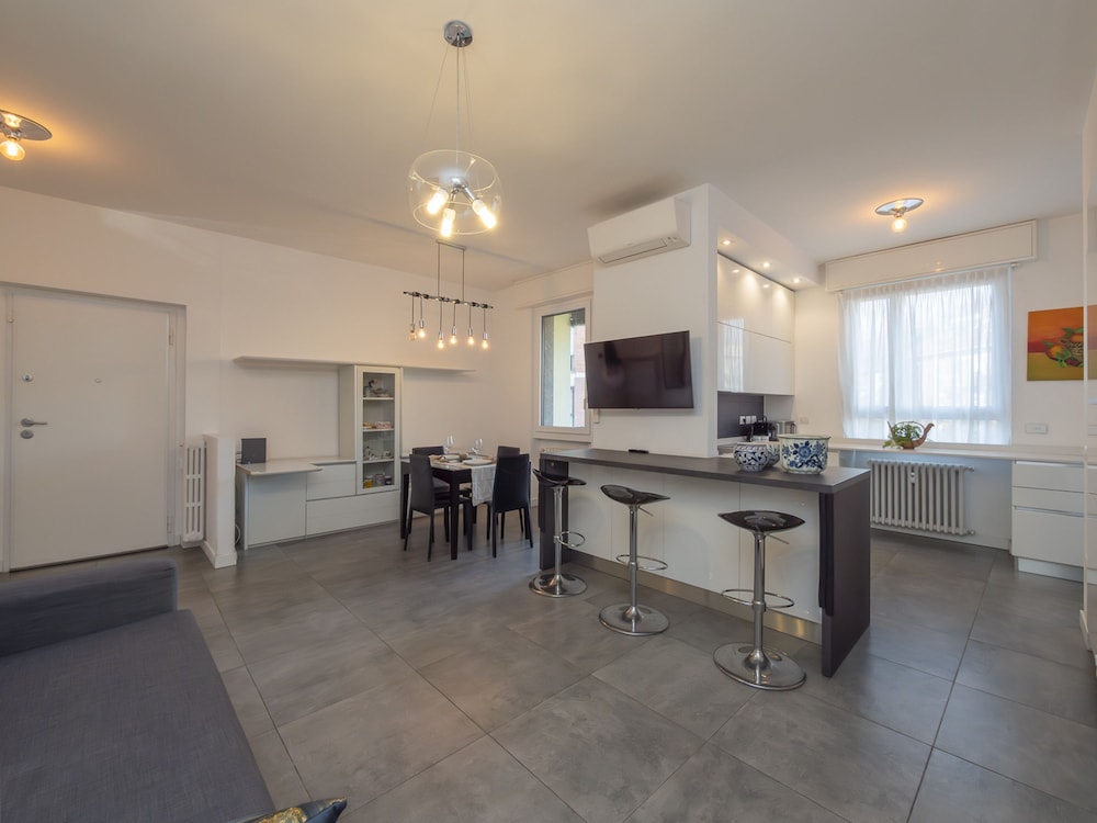 Lotto - Super Modern Penthouse in Fiera Milano City Area