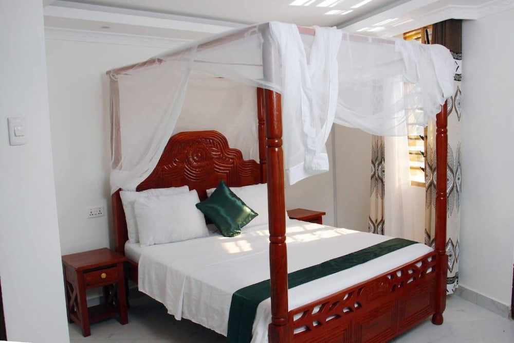 Greenfield Villa M-diani