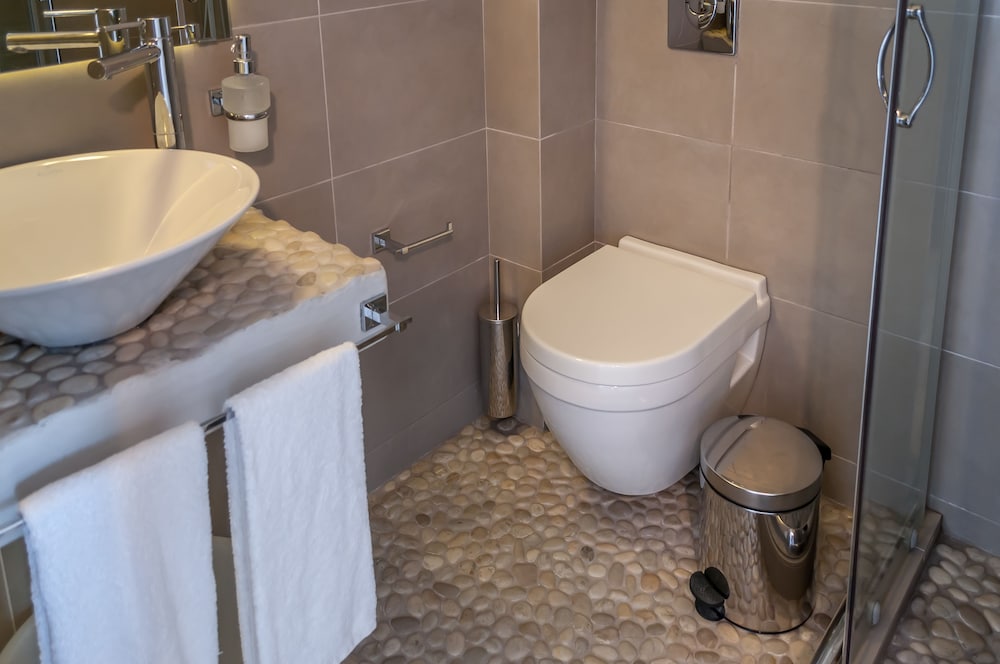 Milos Bay Suites