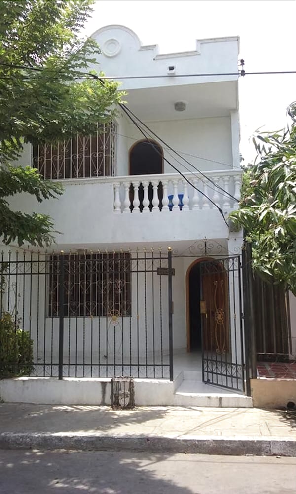 Taminaka Hostel