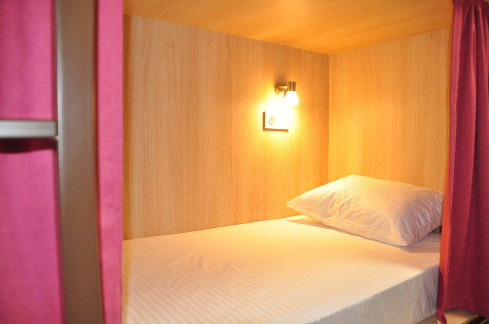 Pikasso - Hostel