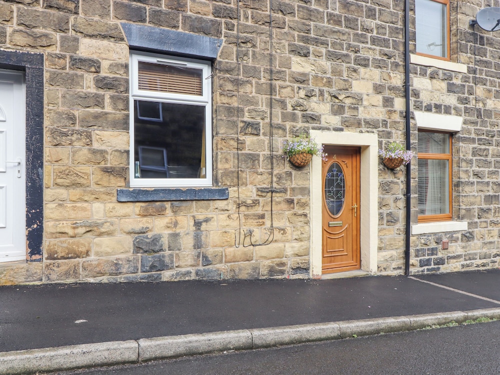 4 Pembroke Street