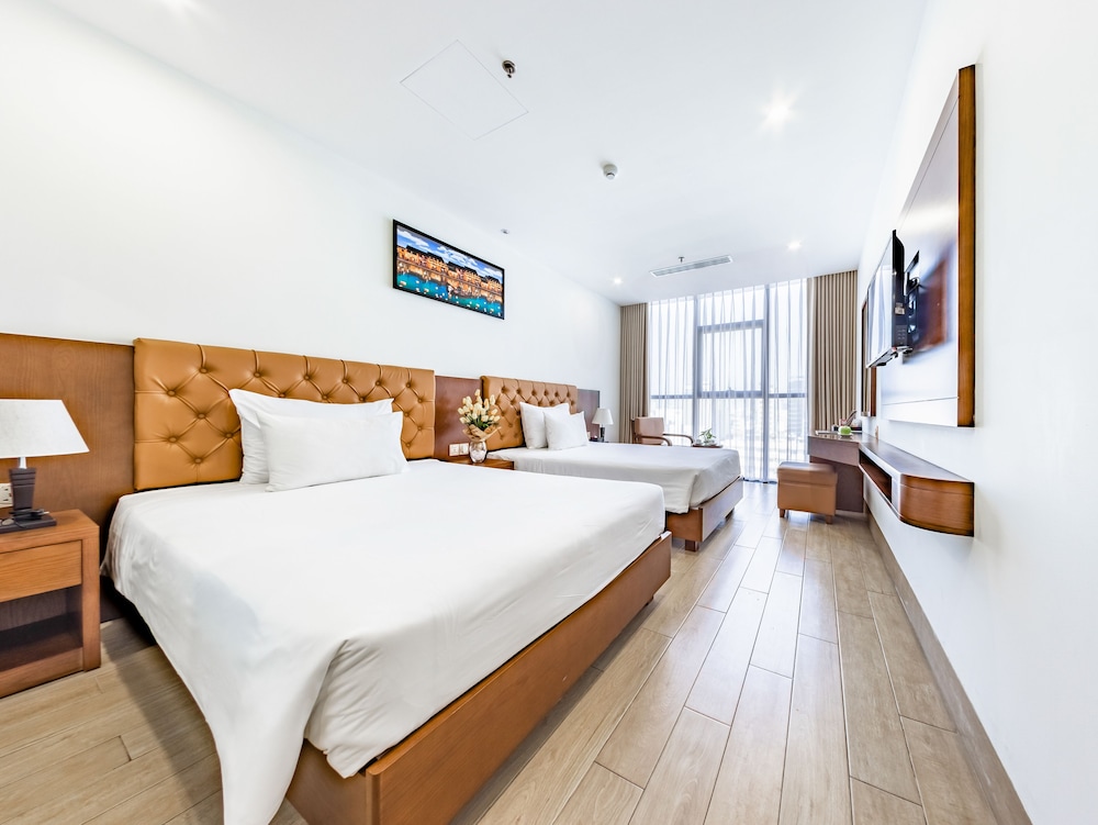 Sana Da Nang Beach Hotel 21