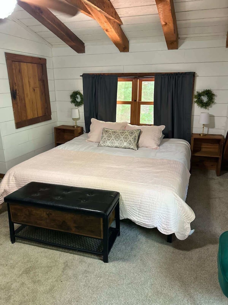 Outdoors Sleeps7 Family Getaway Fun Arcade