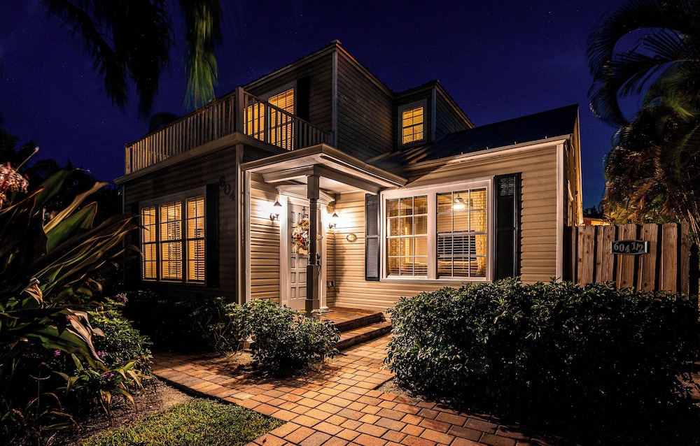 Charleston House