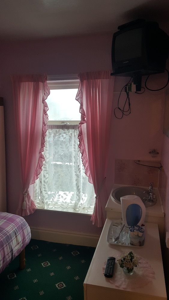 Gracelands Guest House view 5