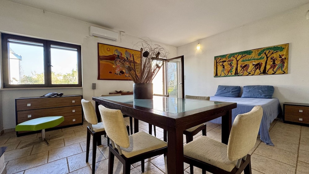 Villetta Certosina 1 - Villa Just a few Meters From the sea