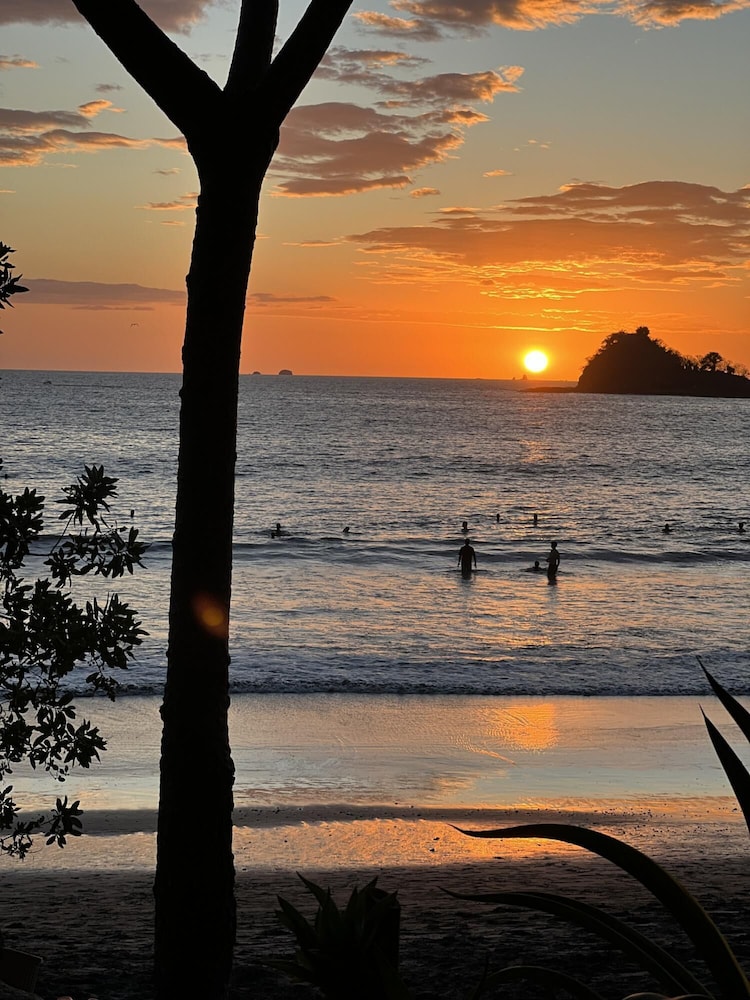 Las Catalinas - 2 BR Condo Just Steps to the Beach - Casa el Chante