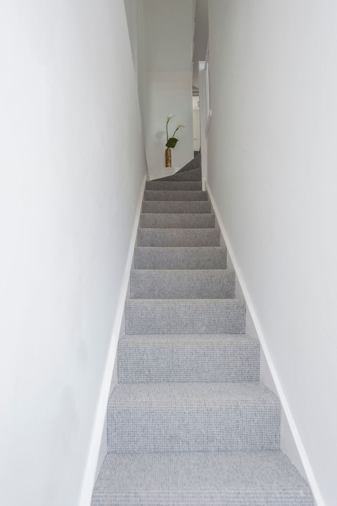 Apartment - Stay 6 - Parking - Petsok - Stratford