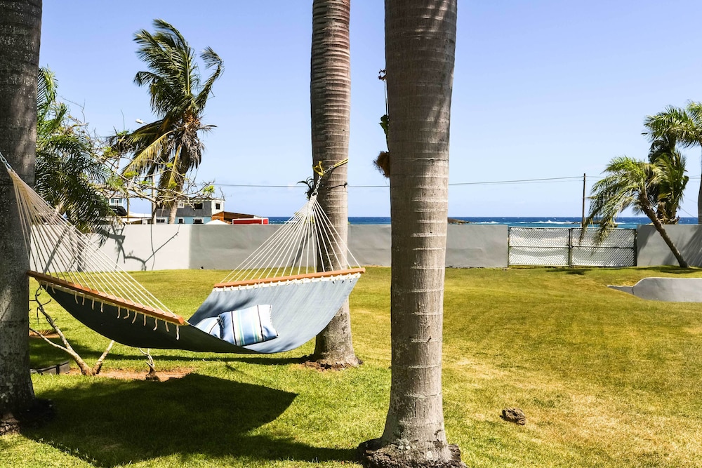 Oceanside Vega Baja Beach House Paradise w/ Views! view 2