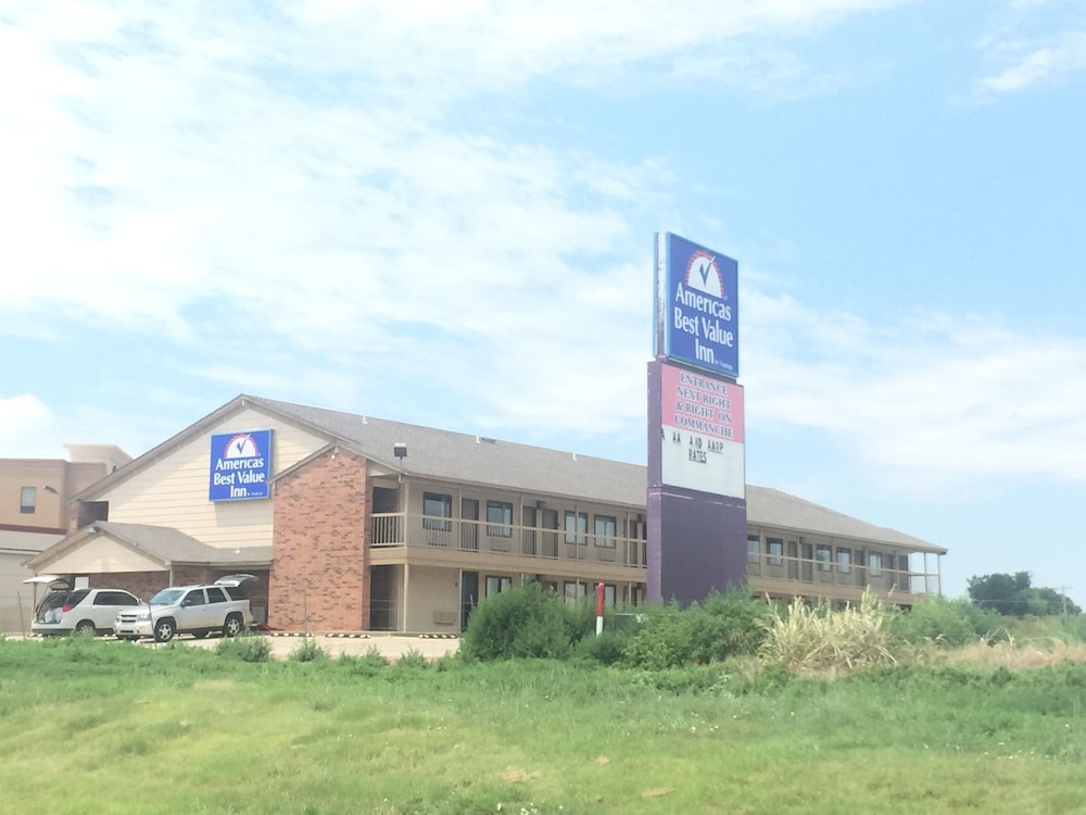 Garden City Vacations - Americas Best Value Inn Garden City - Property Image 4