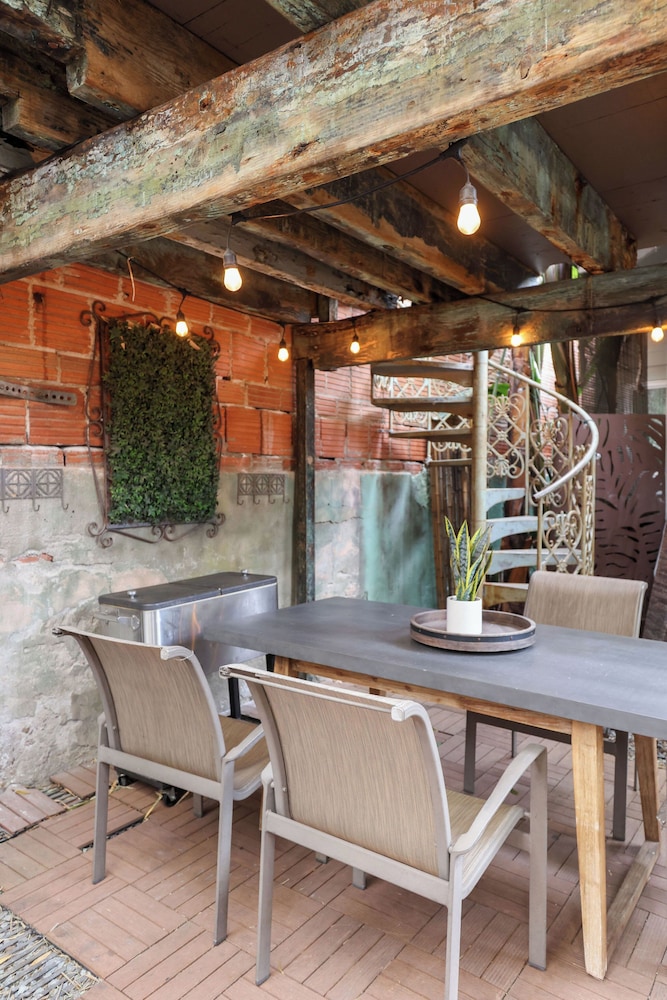 Bamboo Loft 6BR