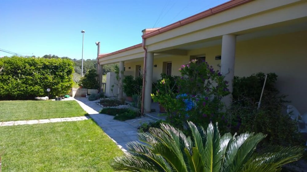 Photo 23