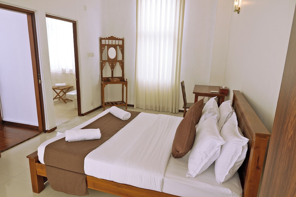 Colombo 7 Horton Residence