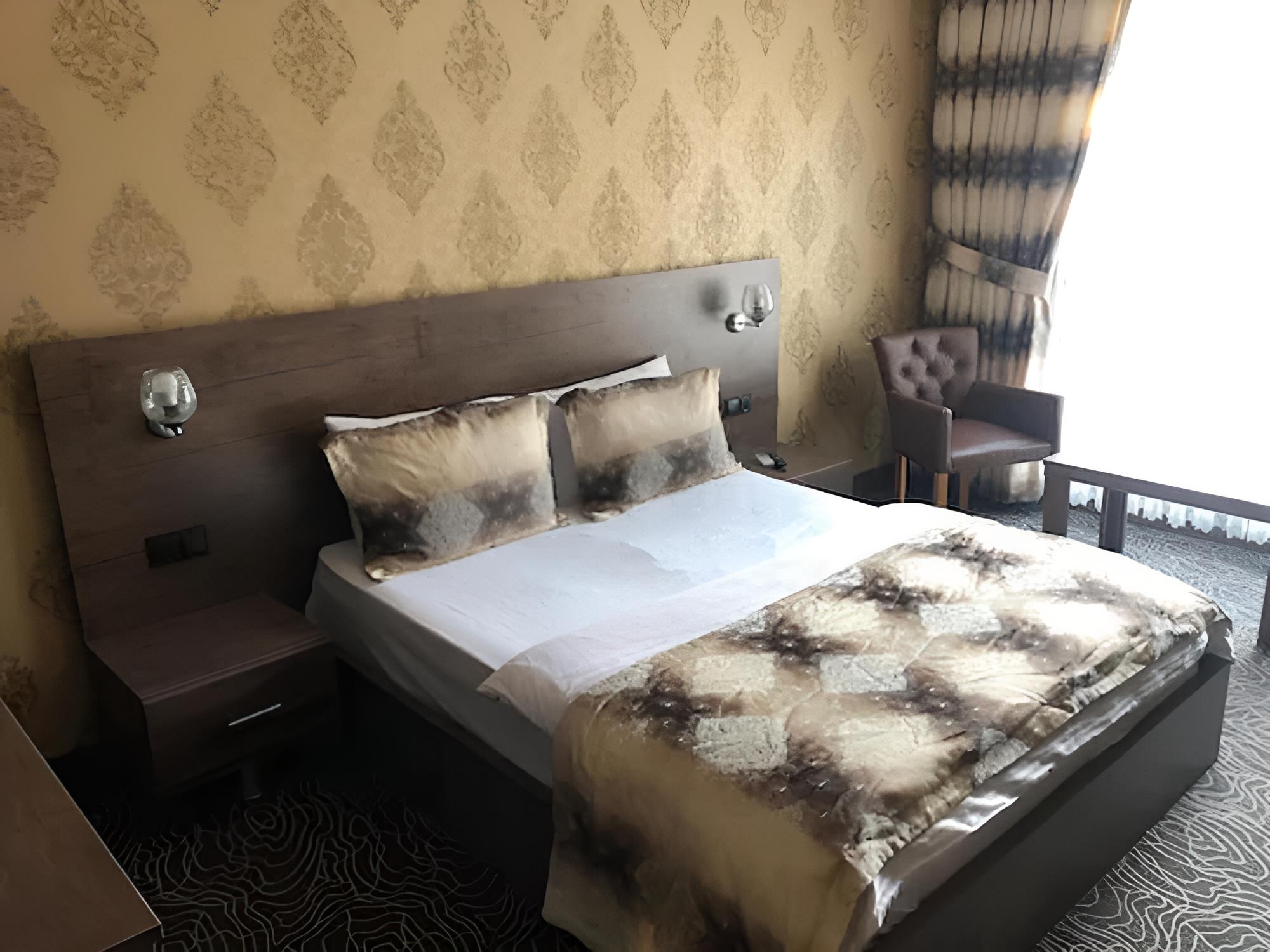 N Suites