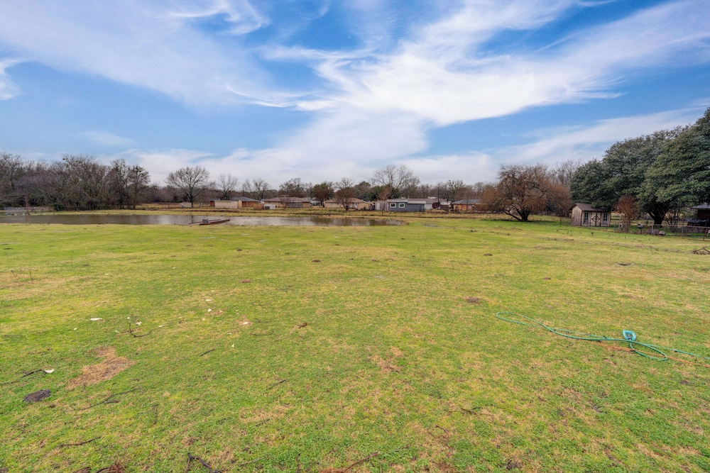 'rockinb88 Ranch Retreat' Terrell Home Near Shops