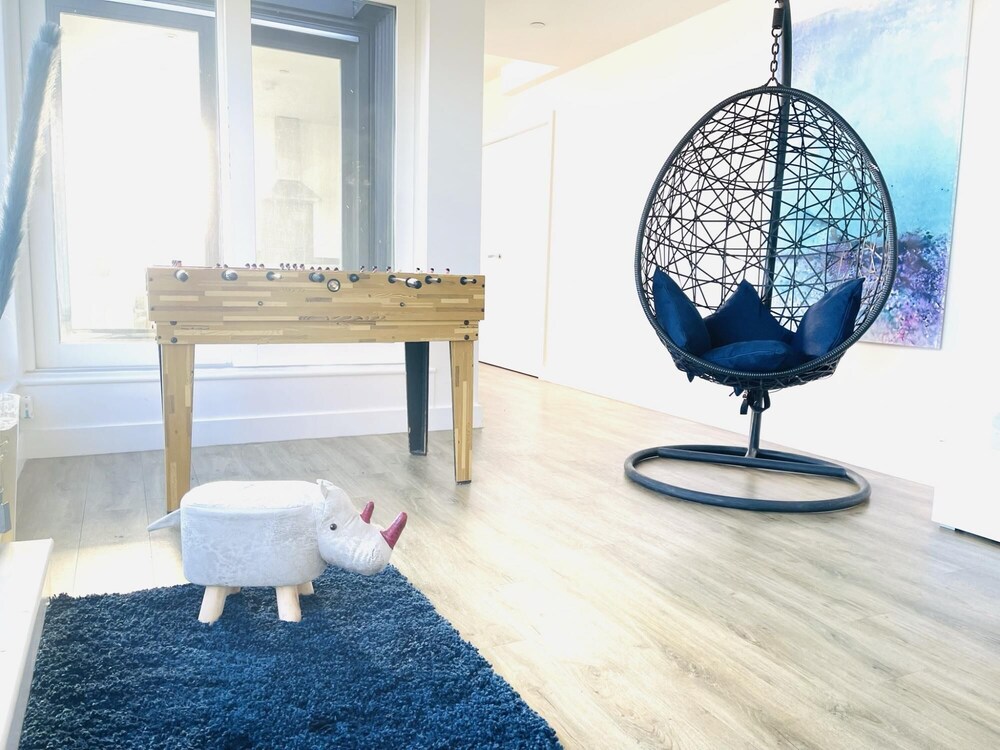 Diamond Penthouse in Cambridge