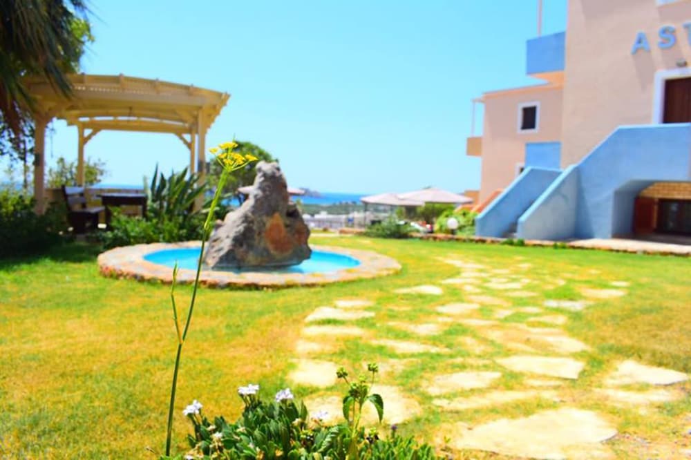 Asteras Apartments