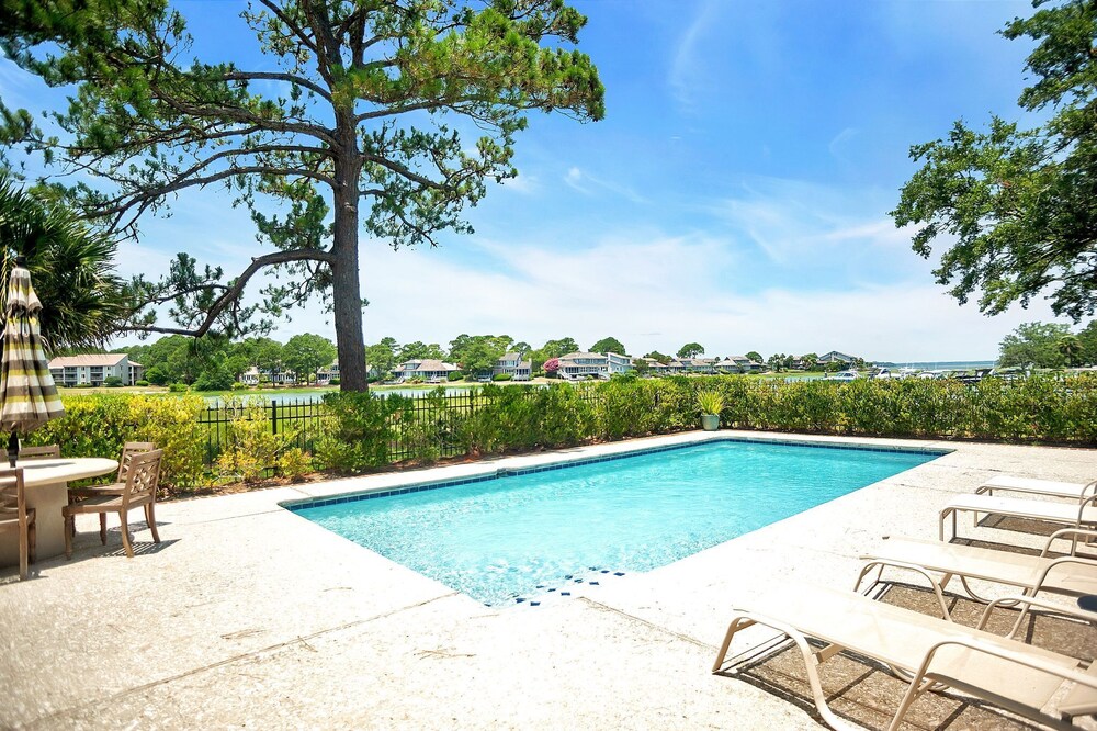 6 Willet Road at The Sea Pines Resort