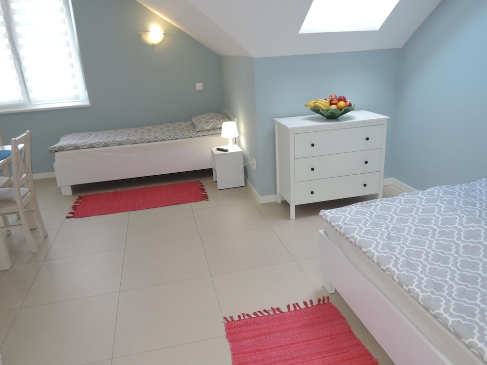 Large Holiday House in Wiselka view 3