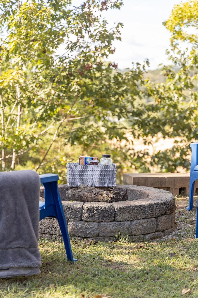 The Retreat at Paradise Hills