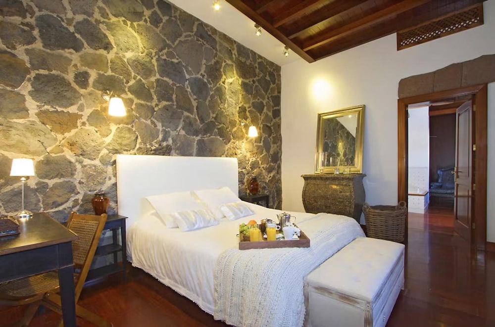 Casa Rural Hero With 5 Bedrooms and 4 Bathrooms