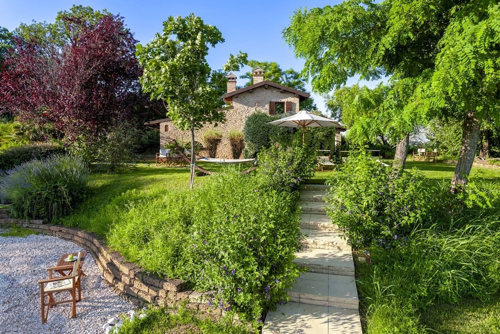 Casale Belvedere 8 1 by Marche Holiday Villas