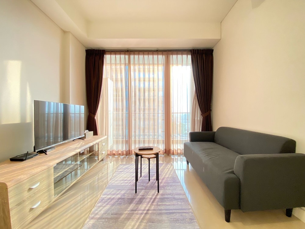 Comfy 1Br Deluxe Apartment At Landmark Residence Bandung