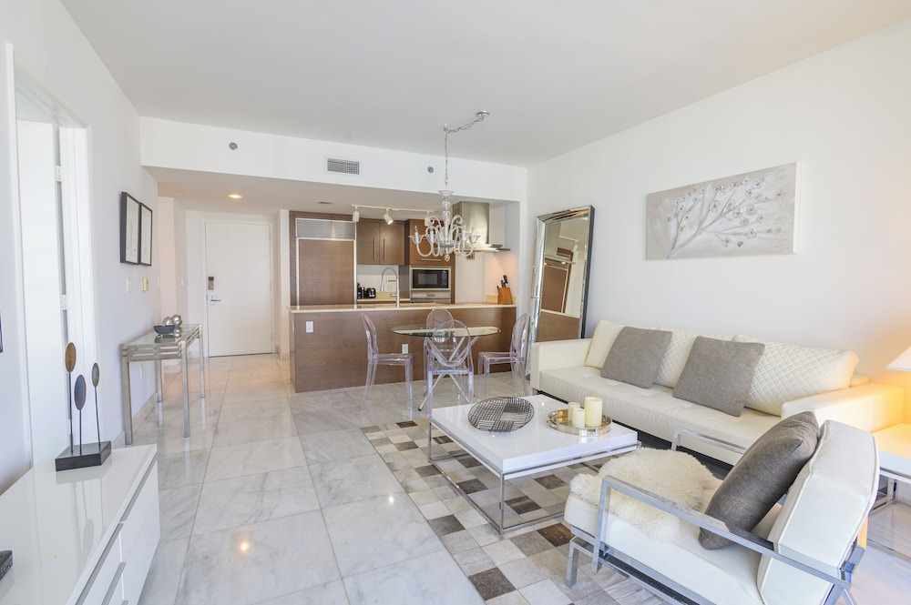 Icon Brickell