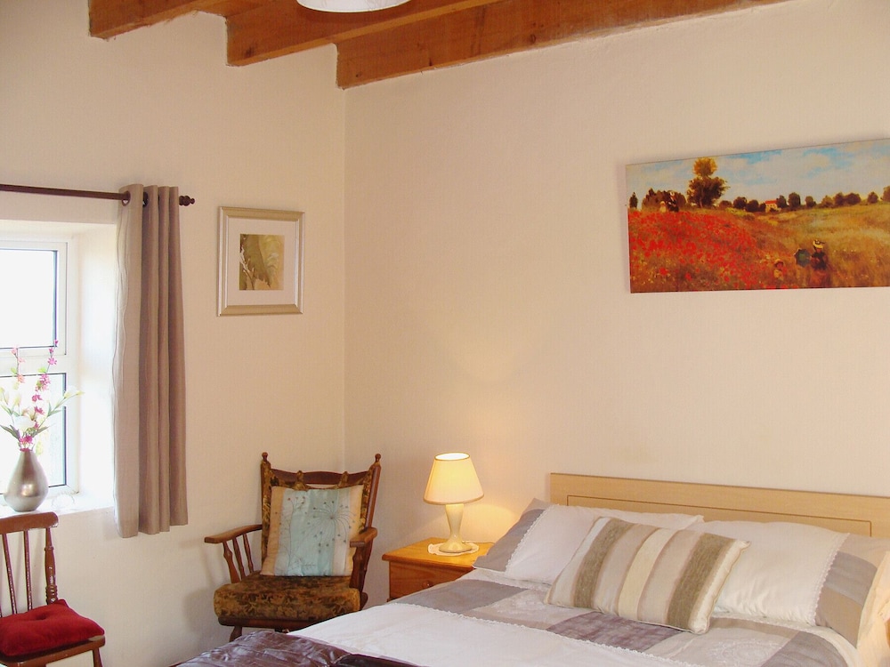 Bridies Holiday Cottage Roundstone