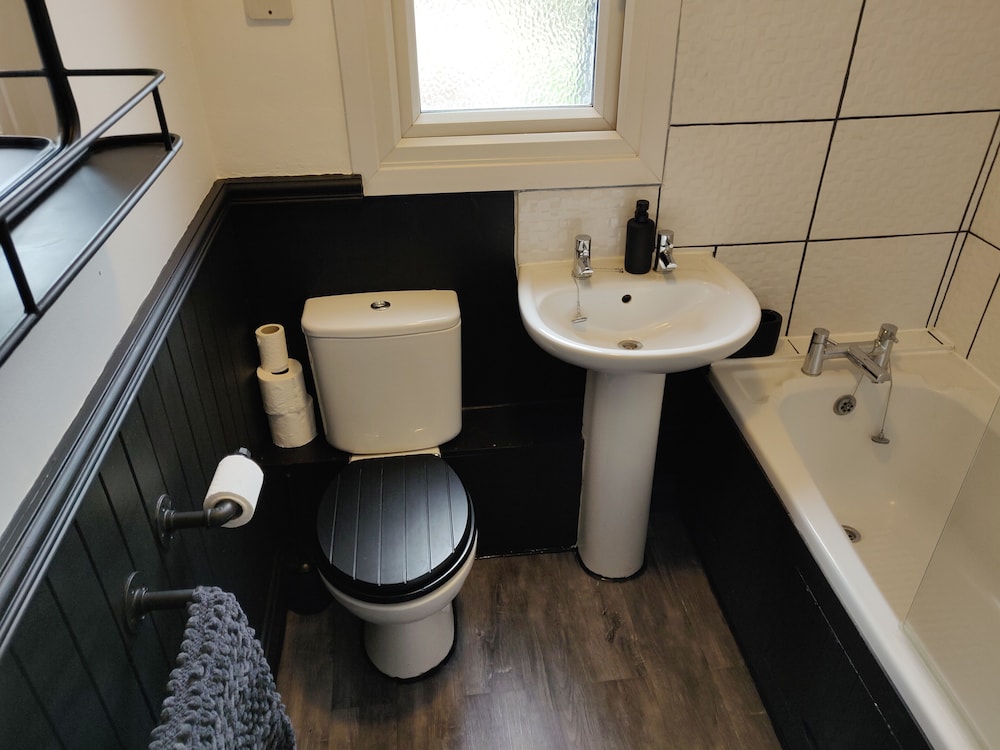 Riverside Park Penthouse Apartment In St Neots