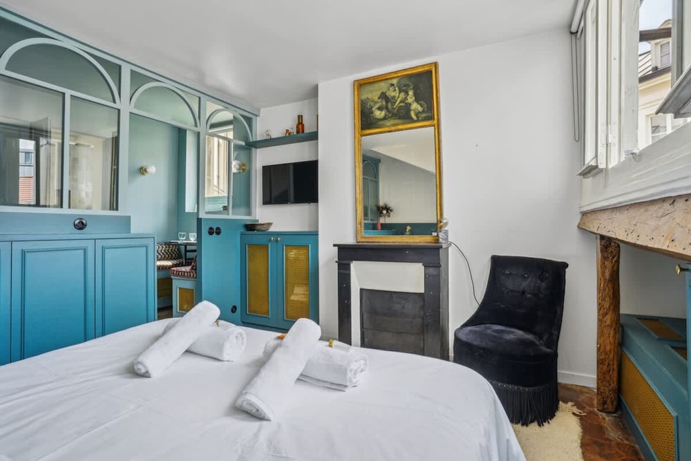 Luxury Studio in Paris - S Vres - Mobility Lease