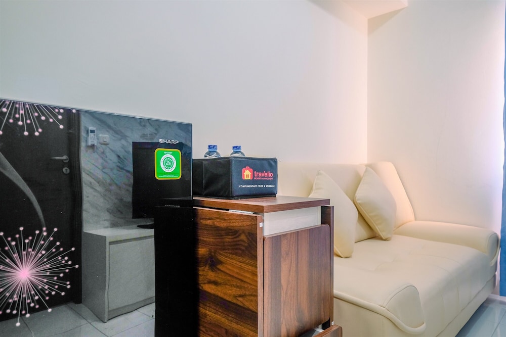 Nice and Comfort 2BR at Podomoro Golf View Apartment