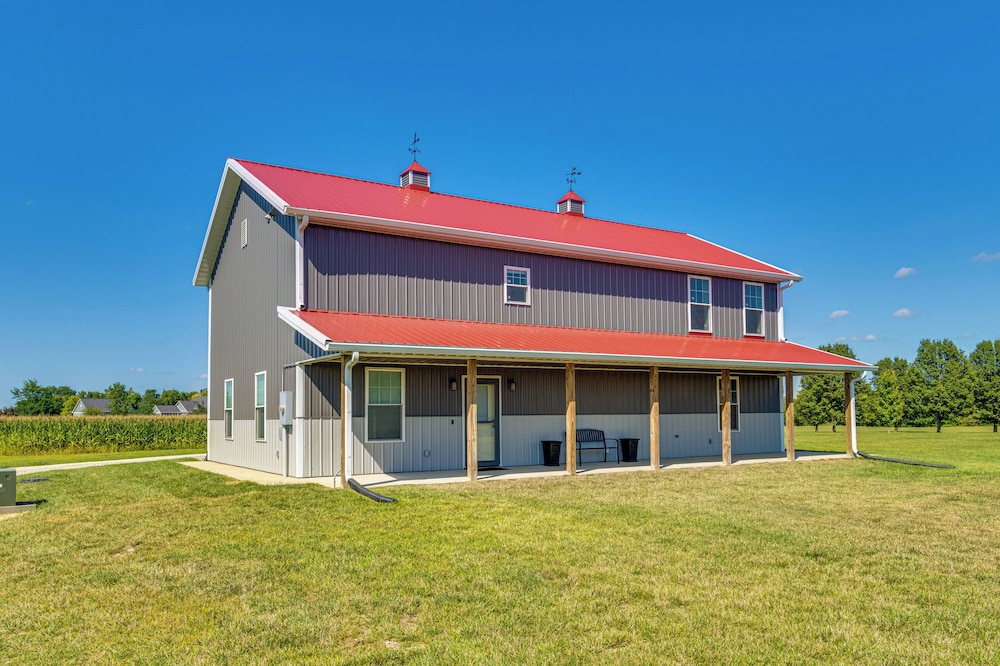 Pet-friendly Countryside Retreat in Whiteland!