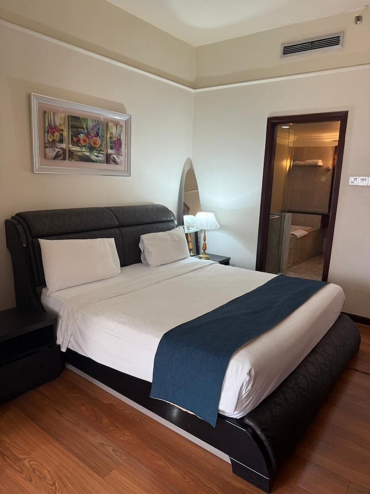Alpha Suite at times square