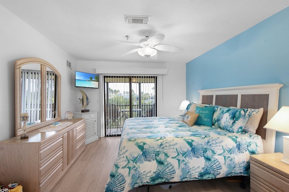 Gulfwatch 214 2 Bedroom Home by RedAwning view 2