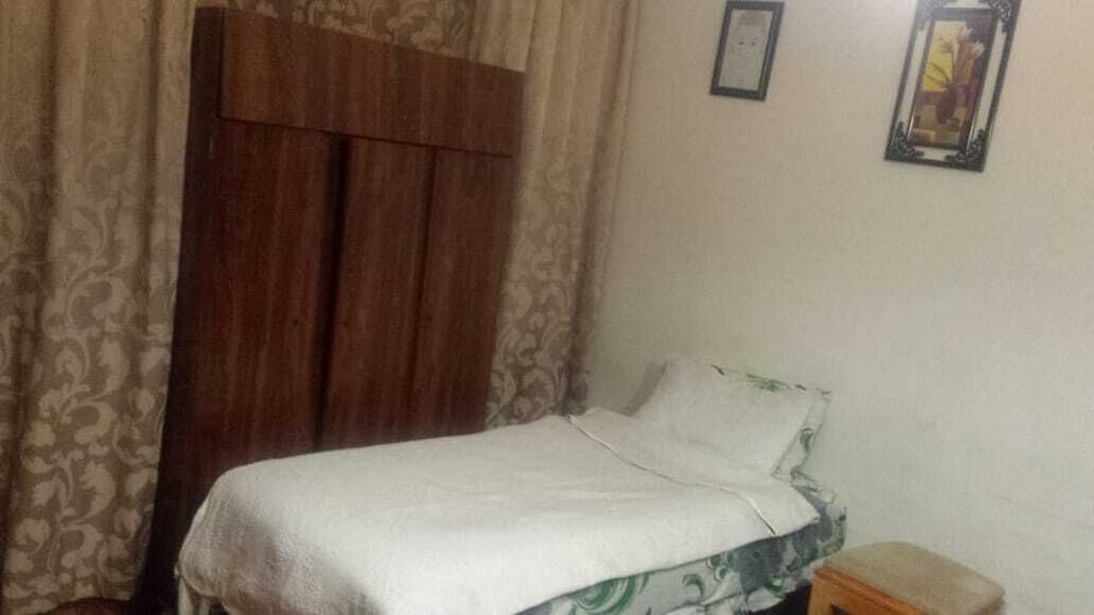 Art Deco Budget Accommodation Rosebank - Hostel