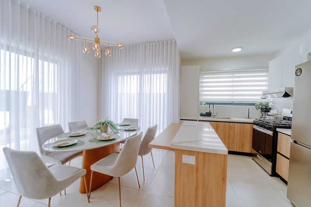 Ziba-luxury Villa Pool BBQ Near Beach Airport