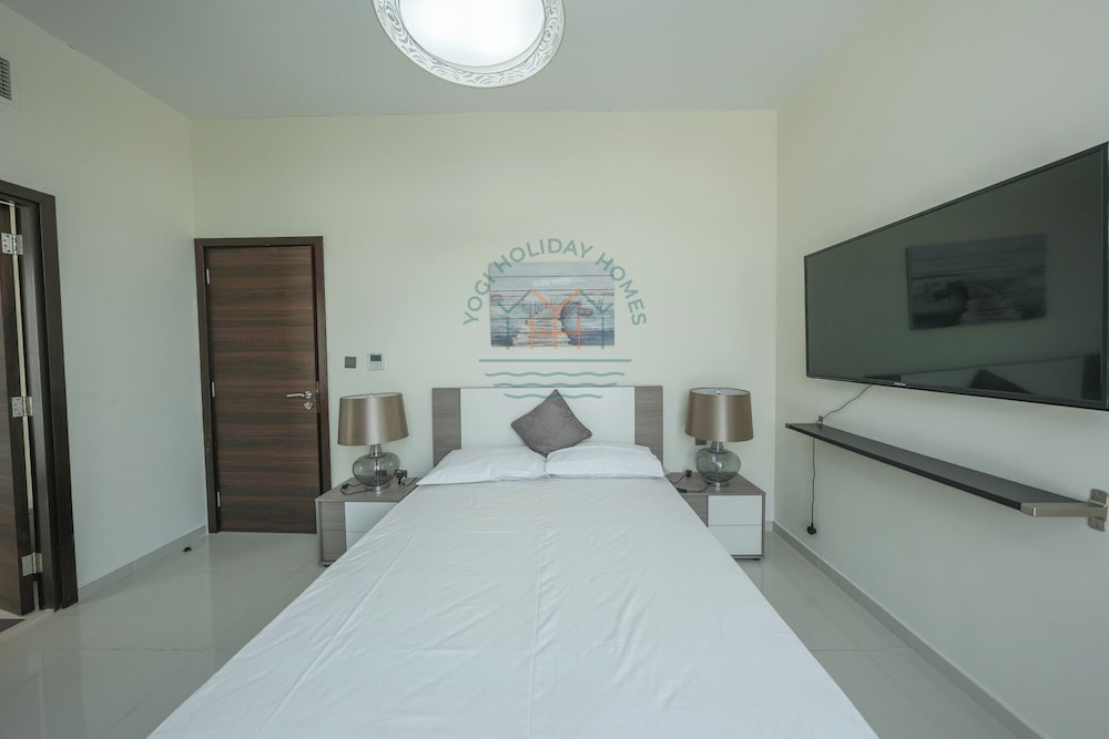 Luxury 4BR Villa With Private Garden