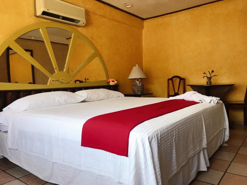 Poza Rica Vacations - Hotel Boutique Esmeralda - Property Image 31