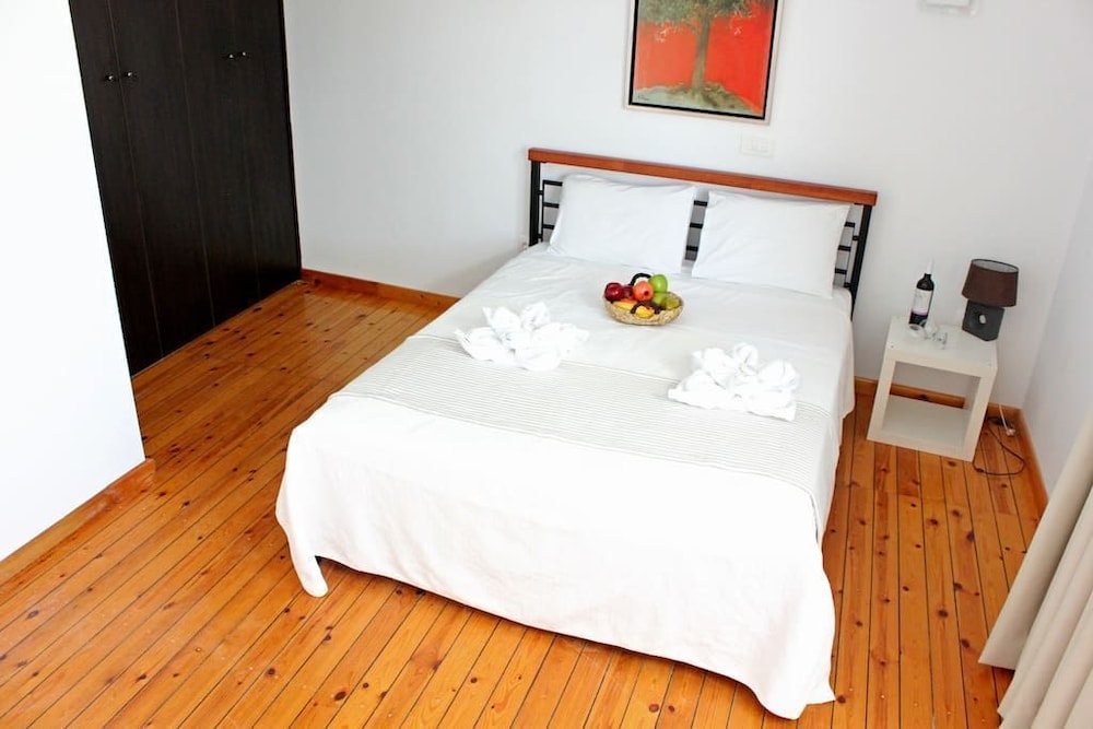 Elizabeth Suites