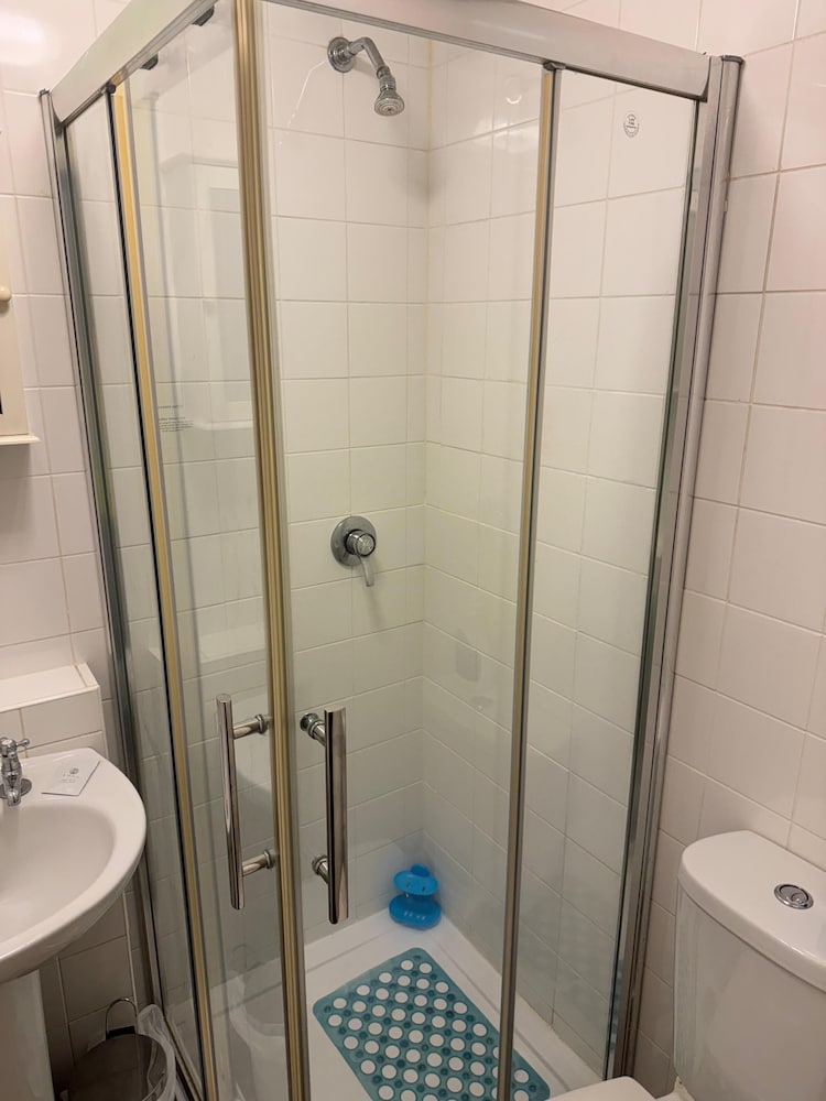 Woodfield Lodge Apartments